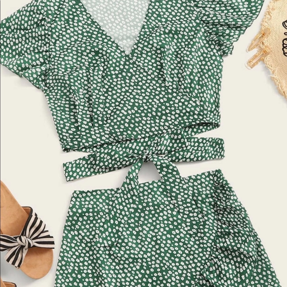 SHEIN Crop top and skirt set- BRAND NEW!